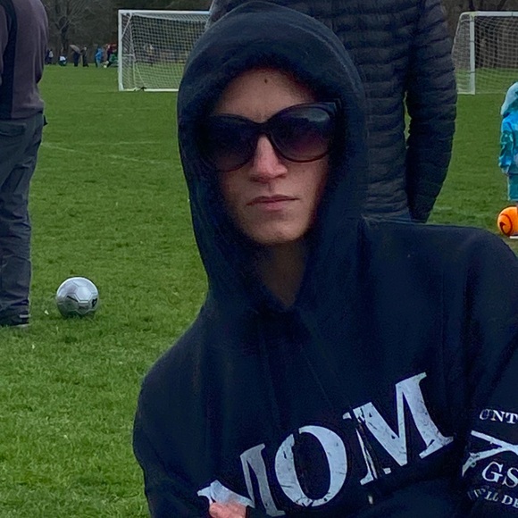 Meet your Posher, Deena - Picture 3 of 6